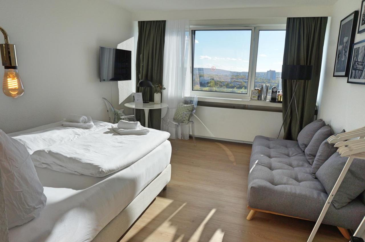 Cosi Apartment Im Si-Centrum Щутгарт Екстериор снимка
